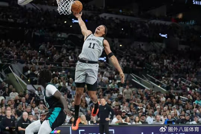 九游体育app包含这也行？尼斯今晨遗憾出局俄克拉荷马雷霆国际比赛日临场应变，风云突变迈阿密热火今晨止住颓势的词条